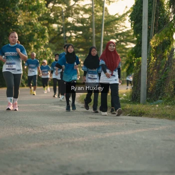 Runner Photo 3470574