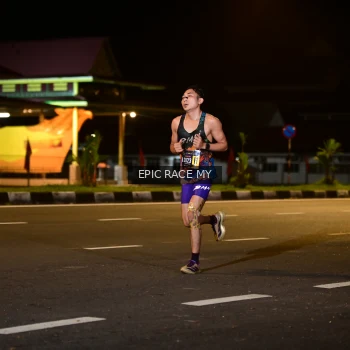 Runner Photo 3470590