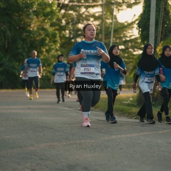 Runner Photo 3470591