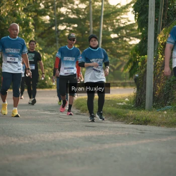 Runner Photo 3470595