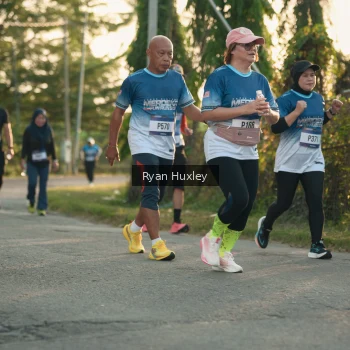 Runner Photo 3470604