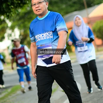 Runner Photo 3470605