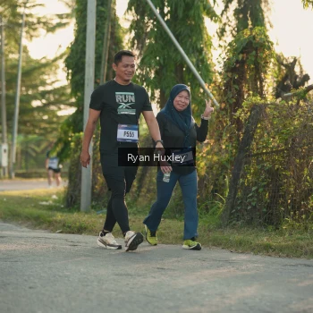 Runner Photo 3470615
