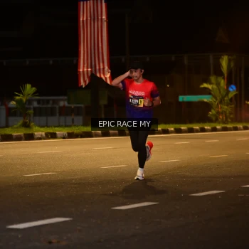 Runner Photo 3470624
