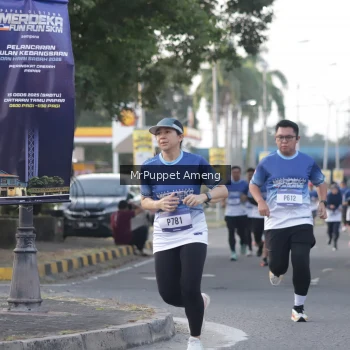 Runner Photo 3470627