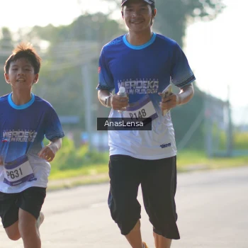 Runner Photo 3470704