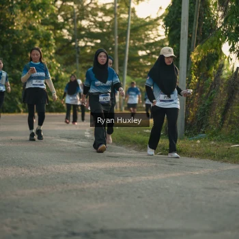 Runner Photo 3470705