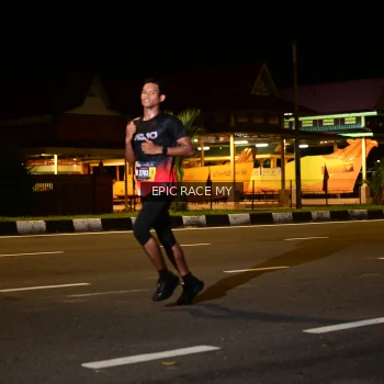 Runner Photo 3470735