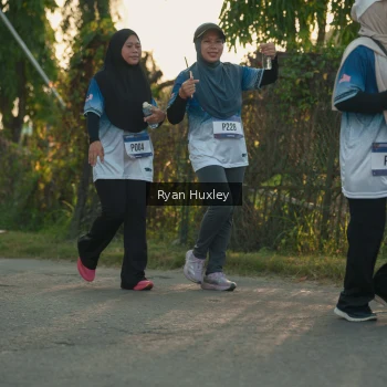 Runner Photo 3470743