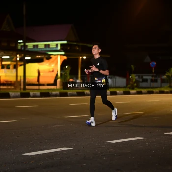 Runner Photo 3470745