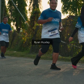 Runner Photo 3470749