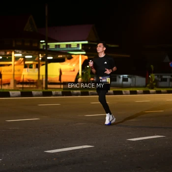 Runner Photo 3470751
