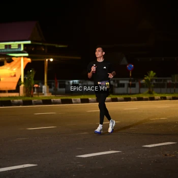 Runner Photo 3470755