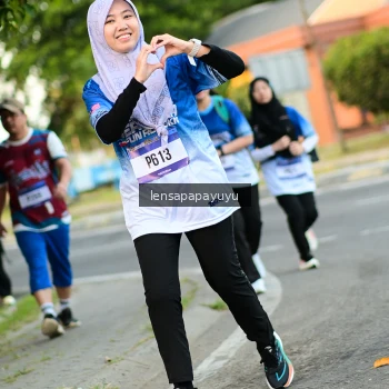 Runner Photo 3470763