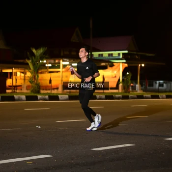 Runner Photo 3470778
