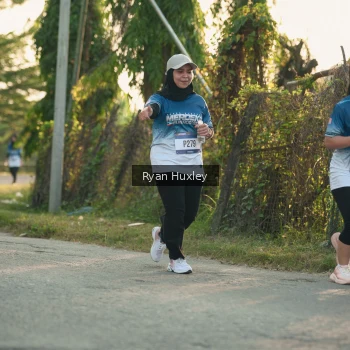 Runner Photo 3470780