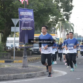 Runner Photo 3470790