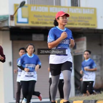 Runner Photo 3470807