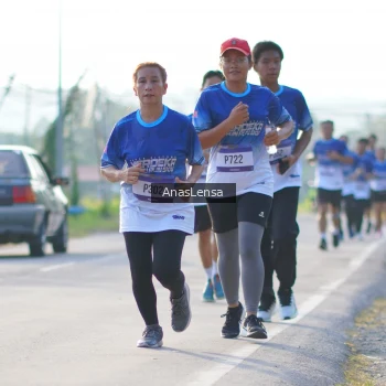 Runner Photo 3470848