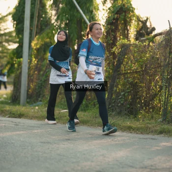 Runner Photo 3470850