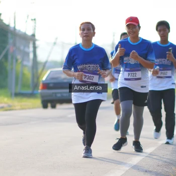 Runner Photo 3470860