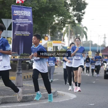 Runner Photo 3470879