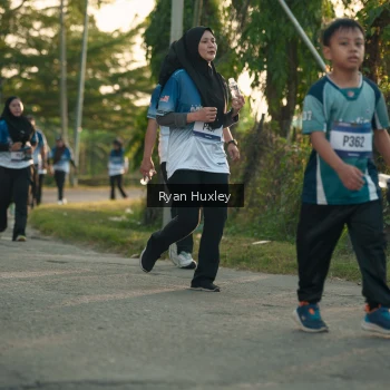 Runner Photo 3470894