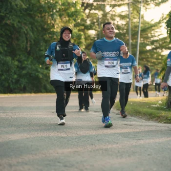 Runner Photo 3470911
