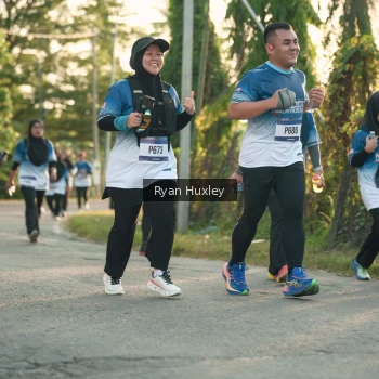 Runner Photo 3470915