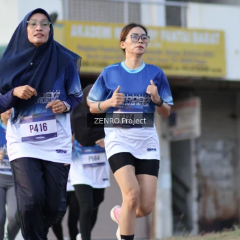 Runner Photo 3470916