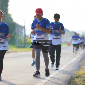 Runner Photo 3470920