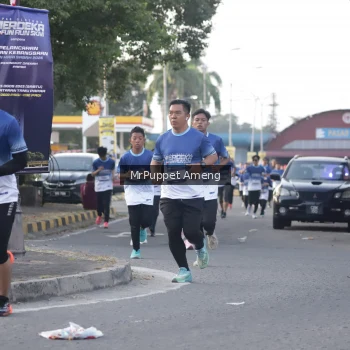 Runner Photo 3470922