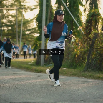 Runner Photo 3470933