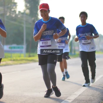 Runner Photo 3470941