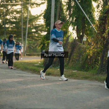 Runner Photo 3470950