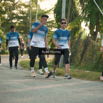 Runner Photo 3470958
