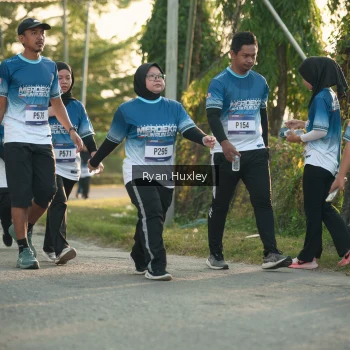 Runner Photo 3470967