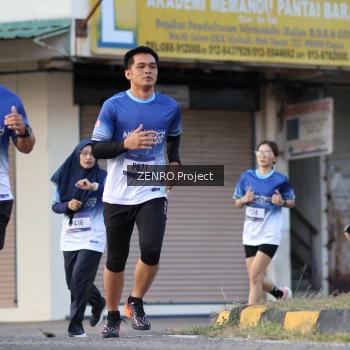 Runner Photo 3470971