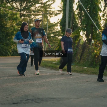 Runner Photo 3470999