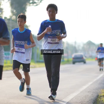 Runner Photo 3471004