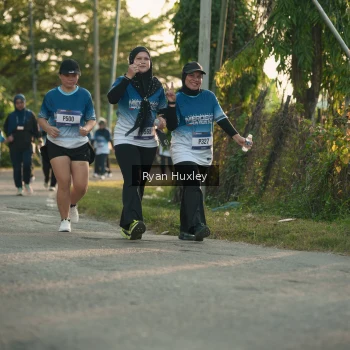 Runner Photo 3471006