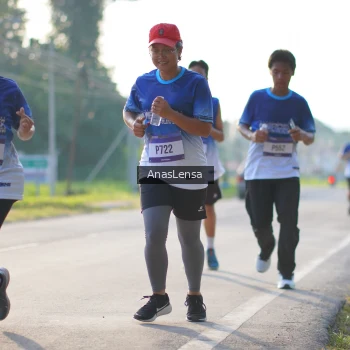 Runner Photo 3471011