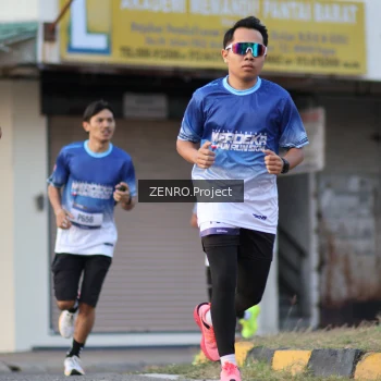 Runner Photo 3471012