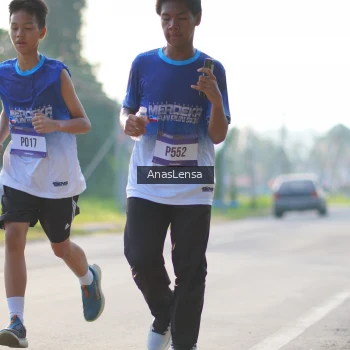 Runner Photo 3471014