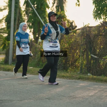 Runner Photo 3471043