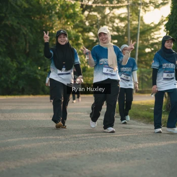 Runner Photo 3471055