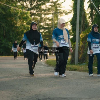 Runner Photo 3471057