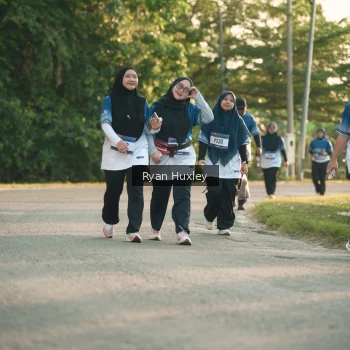 Runner Photo 3471068