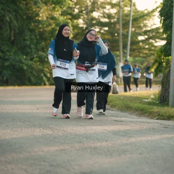 Runner Photo 3471071