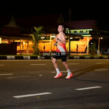 Runner Photo 3471081